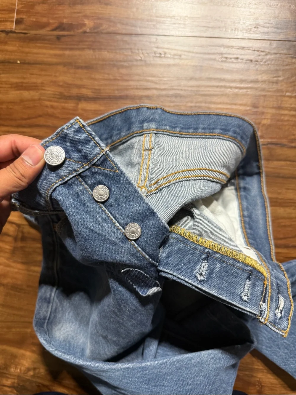 Levi’s 501 Button Fly Jeans Light Wash W34 L38 Distressed Vintage Y2K Tall
